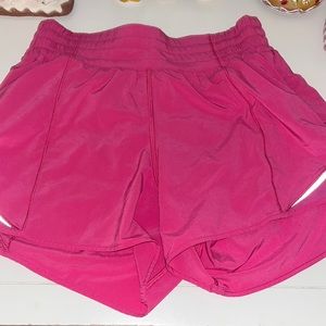 Lululemon Hotty Hot High-Rise lined Short 4" Sonic pink